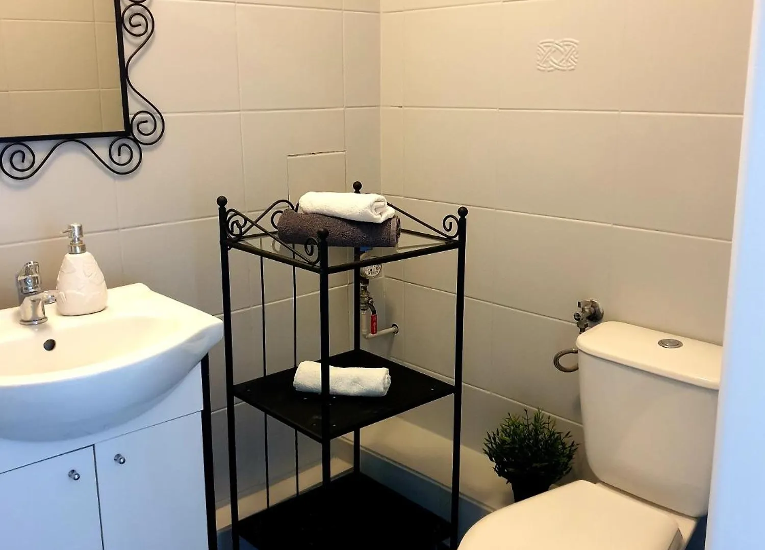 Apartament Na Raszynskiej Poznan Apartment